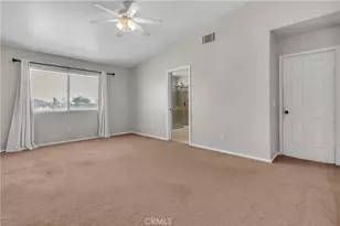13473 Rochester, Phelan, CA 92371 - Photo 15