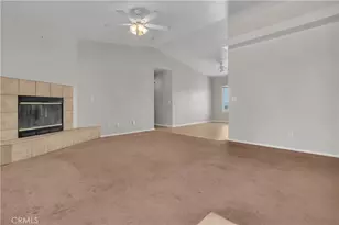 13473 Rochester, Phelan, CA 92371 - Photo 19