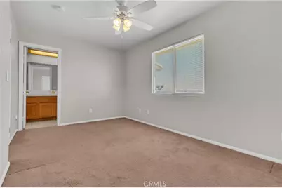 13473 Rochester, Phelan, CA 92371 - Photo 29