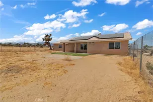 13473 Rochester, Phelan, CA 92371 - Photo 49