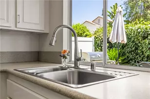 40276 Corte Delfin, Murrieta, CA 92562 - Photo 15