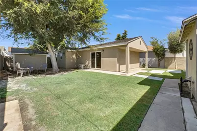 5867 Adenmoor Avenue, Lakewood, CA 90713 - Photo 19