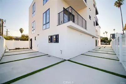 616 N Mariposa Ave Avenue, Los Angeles, CA 90004 - Photo 7