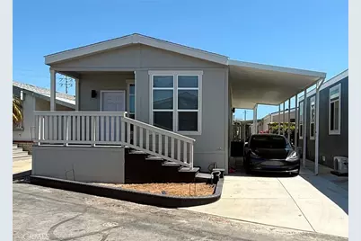 903 W 17th Street #24, Costa Mesa, CA 92627 - Photo 1