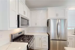 903 W 17th Street, Costa Mesa, CA 92627 - Photo 13