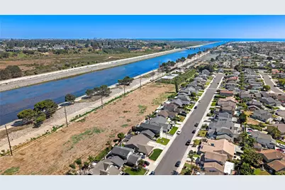 20712 Spindrift Lane, Huntington Beach, CA 92646 - Photo 43