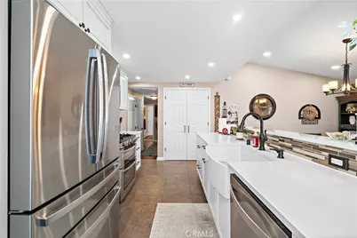 20712 Spindrift Lane, Huntington Beach, CA 92646 - Photo 9