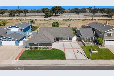 20712 Spindrift Lane, Huntington Beach, CA 92646 - Photo 37