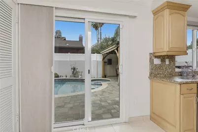 6369 Nestle, Los Angeles, CA 91335 - Photo 43