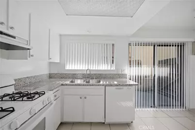2337 E Omega Avenue, Anaheim, CA 92806 - Photo 7