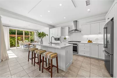 180 Frontier, Irvine, CA 92620 - Photo 5
