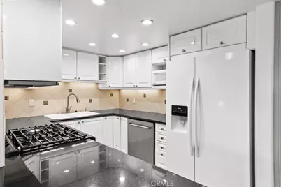 380 W Wilson #E105, Costa Mesa, CA 92627 - Photo 15