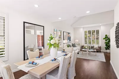 9 Terraza, Irvine, CA 92614 - Photo 11