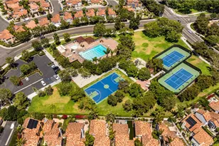 9 Terraza, Irvine, CA 92614 - Photo 57