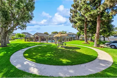 16737 Viewpoint Lane 148D, Huntington Beach, CA 92647 - Photo 19