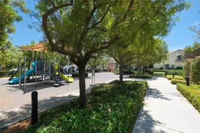 47 Latitude, Irvine, CA 92618 - Photo 27