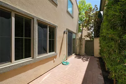 47 Latitude, Irvine, CA 92618 - Photo 25