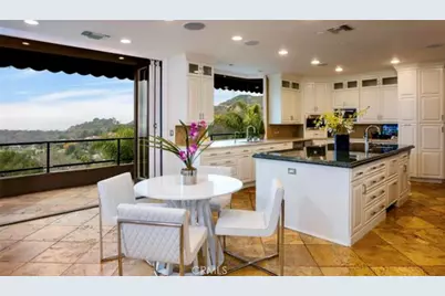 7218 Mulholland, Los Angeles, CA 90068 - Photo 13