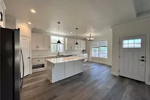 9850 Garfield Ave, Huntington Beach, CA 92646 - Photo 7