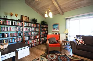 9850 Garfield Ave, Huntington Beach, CA 92646 - Photo 45