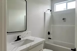 9850 Garfield Ave, Huntington Beach, CA 92646 - Photo 13