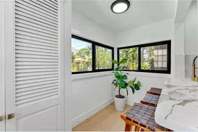 1325 Talmadge, Los Angeles, CA 90027 - Photo 15