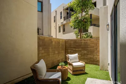 128 Catalyst, Irvine, CA 92618 - Photo 15