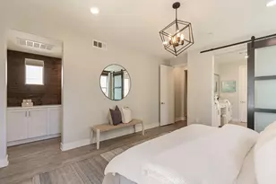 128 Catalyst, Irvine, CA 92618 - Photo 27