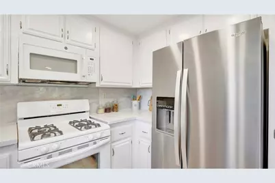 27861 Esporlas, Mission Viejo, CA 92692 - Photo 19