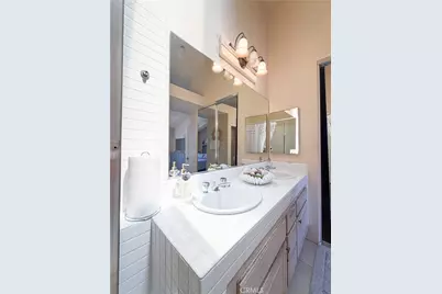 21 Bravo, Aliso Viejo, CA 92656 - Photo 63