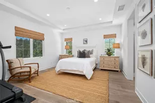 100 Della, Irvine, CA 92602 - Photo 25