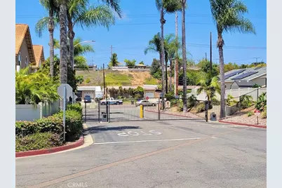 1722 Promenade, Vista, CA 92083 - Photo 27