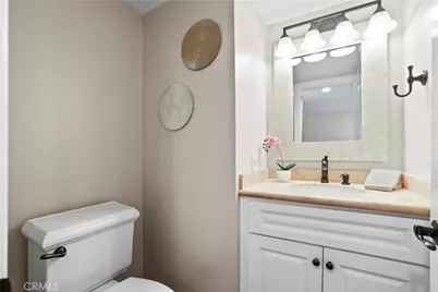 19076 Canyon Terrace Drive, Lake Forest, CA 92679 - Photo 9