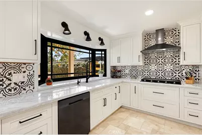 21052 Amberwick Lane, Huntington Beach, CA 92646 - Photo 5
