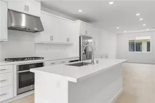 309 Lodestar, Tustin, CA 92782 - Photo 9