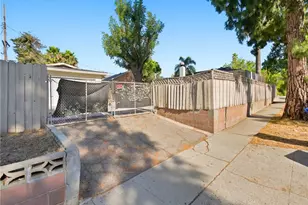 17030 Celtic St, Granada Hills, CA 91344 - Photo 25