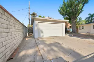 17030 Celtic St, Granada Hills, CA 91344 - Photo 23