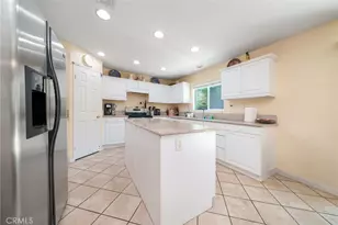 38199 Talavera Ct, Murrieta, CA 92563 - Photo 13