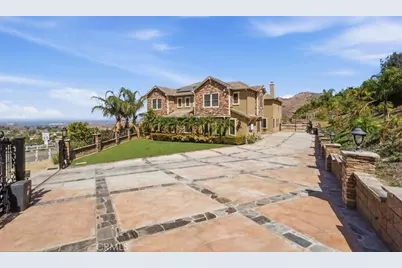 249 Friesian, Norco, CA 92860 - Photo 3