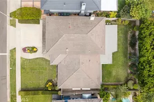 10202 Meredith, Huntington Beach, CA 92646 - Photo 3