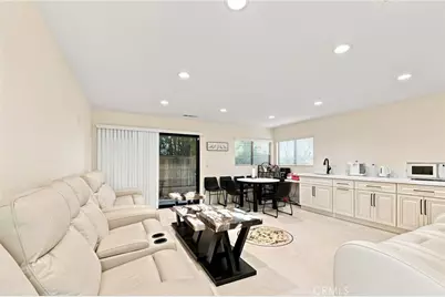 16572 Carousel, Huntington Beach, CA 92649 - Photo 47