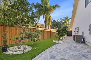 16572 Carousel, Huntington Beach, CA 92649 - Photo 23