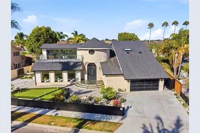 16572 Carousel, Huntington Beach, CA 92649 - Photo 3