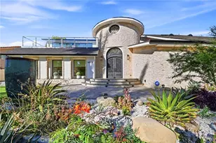 16572 Carousel, Huntington Beach, CA 92649 - Photo 9