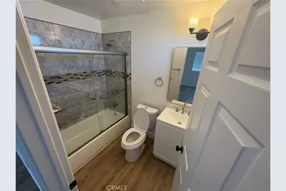146 W 93rd, Los Angeles, CA 90003 - Photo 17