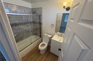 146 W 93rd, Los Angeles, CA 90003 - Photo 17