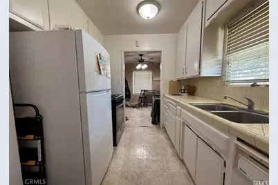 2512 Barnett, Bakersfield, CA 93308 - Photo 5