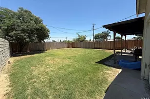 2512 Barnett, Bakersfield, CA 93308 - Photo 3