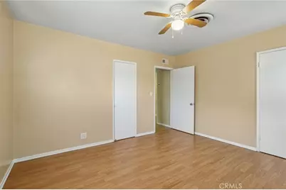 13155 Gault, Los Angeles, CA 91605 - Photo 15