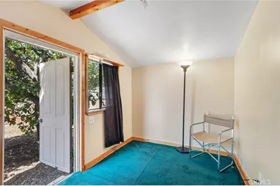 13155 Gault, Los Angeles, CA 91605 - Photo 33